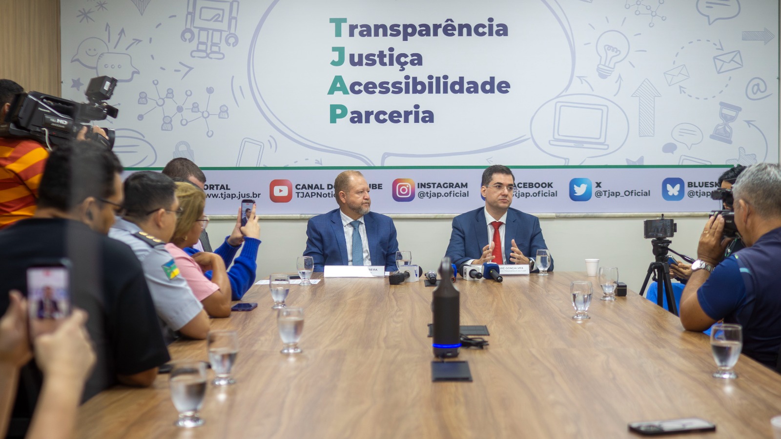 Tjap alerta sobre golpes e orienta população acerca de como se proteger
